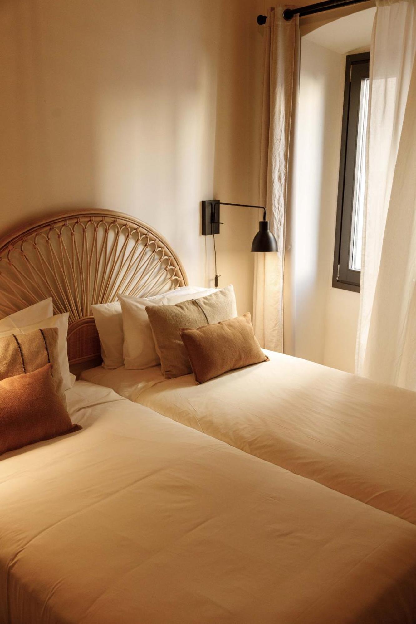 La Comuna By Bon Dia Residences خيرونا المظهر الخارجي الصورة